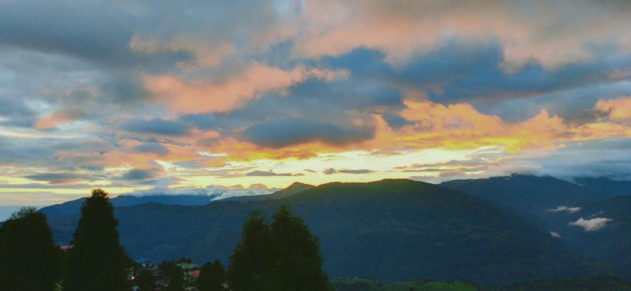 Swabhumi Homestay Kurseong 外观 照片
